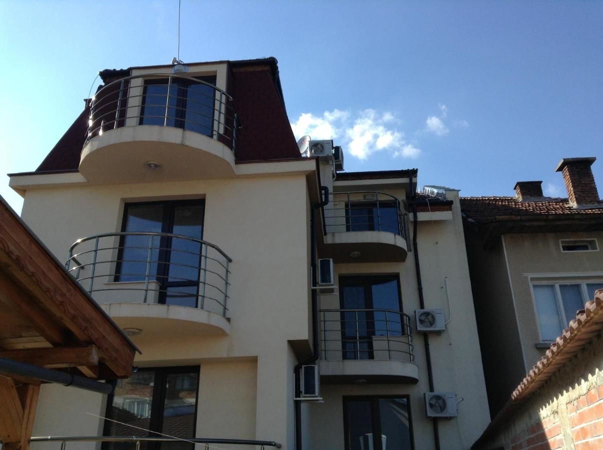 Гостевой дом Guest House Luchi Выршец-4